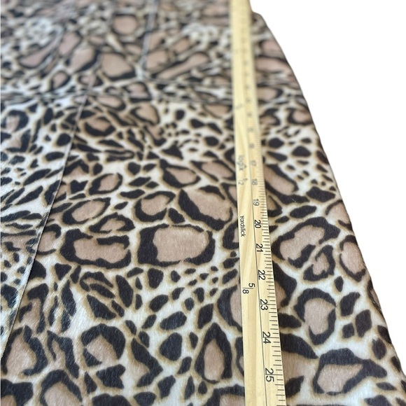 Women's BCBGMaxAzria Margaux Faux Fur Ocelot Leopard Print Back Zip Skirt sz 4 - Picture 8 of 9